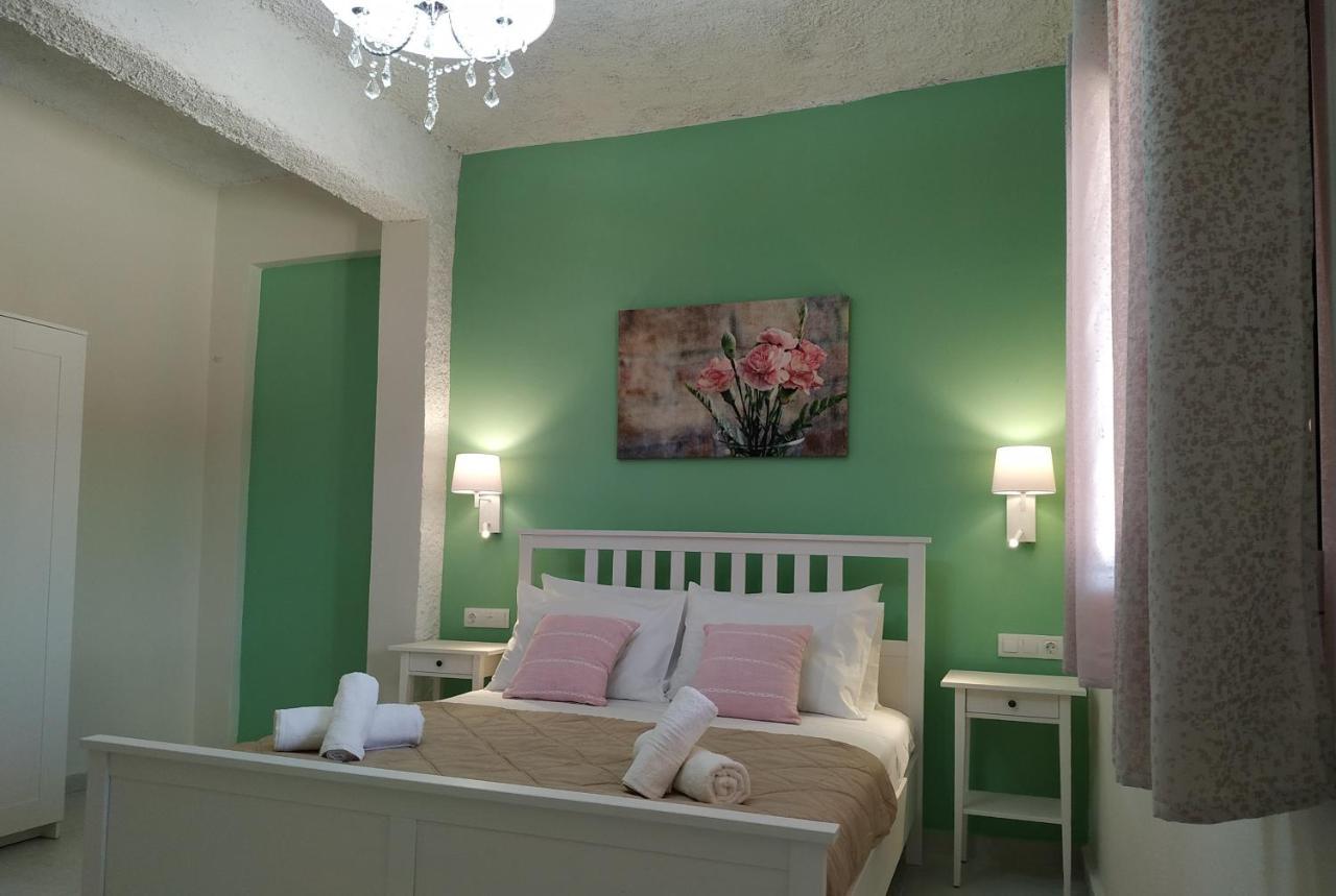 Amaryllis Boutique Apartments โมไรตีกา ภายนอก รูปภาพ