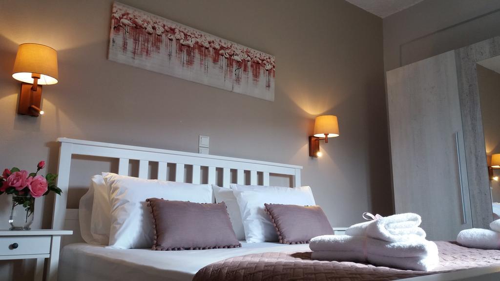 Amaryllis Boutique Apartments โมไรตีกา ภายนอก รูปภาพ